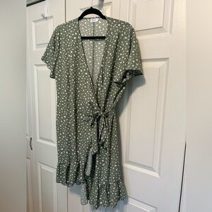 NWOT Green & White Floral Wrap Dress